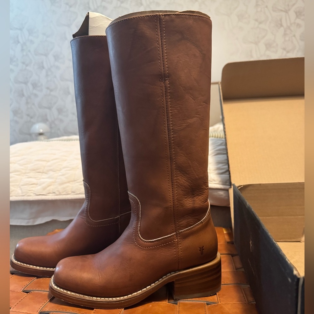Frye Campus 14L boot in Saddle Montana Leather - Picture 4 of 13